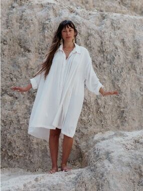 Relaxed Oversized Off White Button-Front Swim Cover-Up Shirt